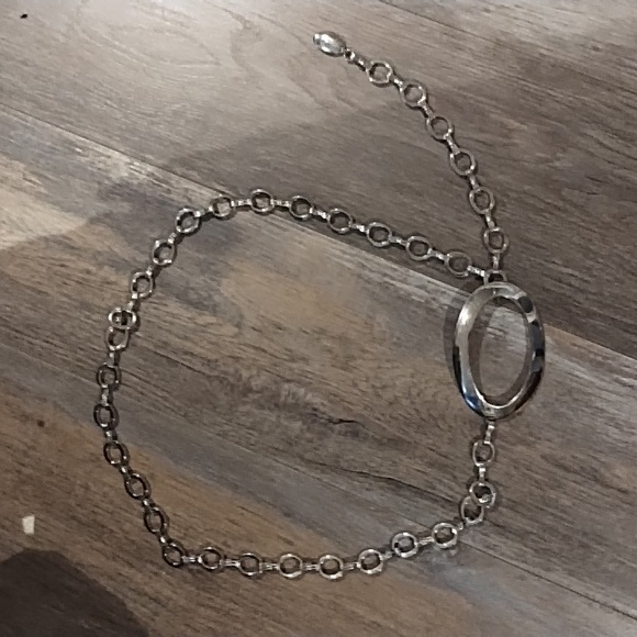 Woman's silver chain belt - Picture 3 of 6